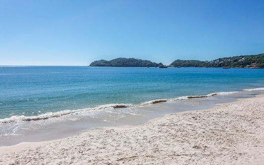 comprar apto 2 quartos em bombinhas