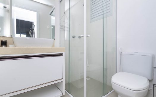 comprar apto 2 quartos em bombinhas