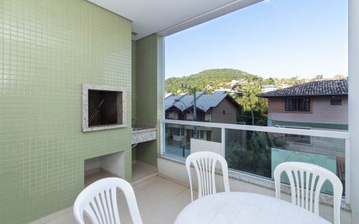 comprar apto 2 quartos em bombinhas