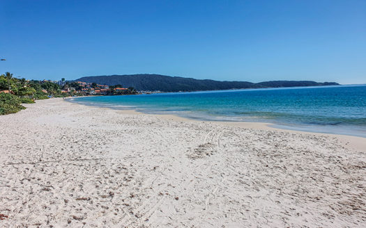 apto 3 quartos mobiliado em bombinhas